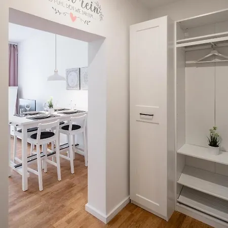 Goethe Palais Suite Charlotte 4P L Lift I Parkplatzi Zentrum I Helios Aue  Exterior photo