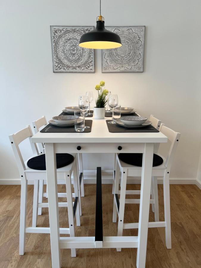 Apartment Goethe Palais Charlotte 4p L Lift I Parkplatzi Zentrum I Helios Aue (Saxony)