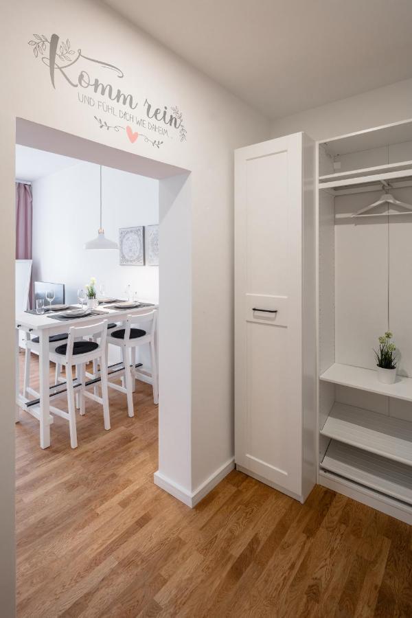 Goethe Palais Charlotte 4p L Lift I Parkplatzi Zentrum I Helios Apartment *
